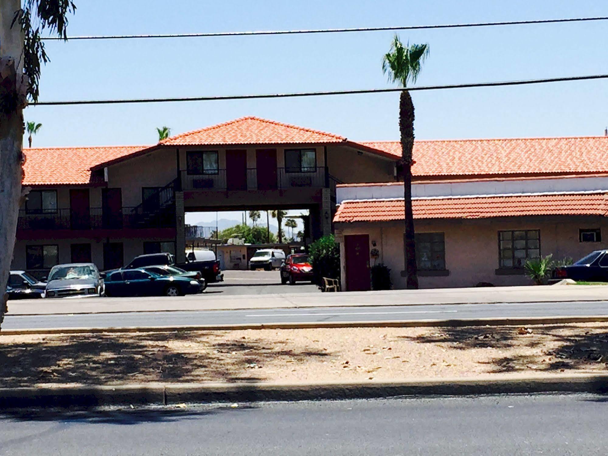 Miles Motel Mesa Exterior photo